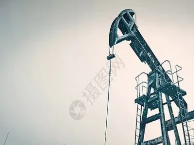 油井上的原油(油井的原油流进农田怎么办)_https://gj.meihuadianqi.com_国际期货行情_第1张